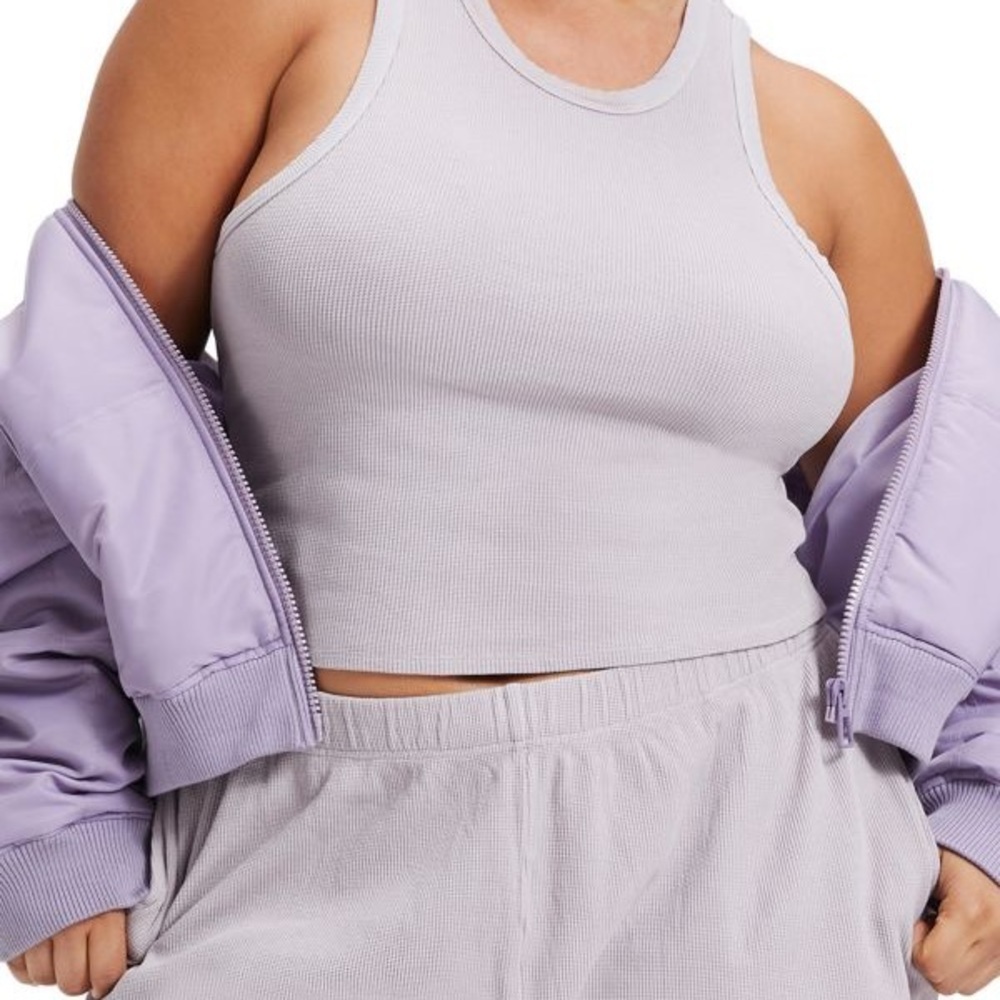 (B29) GOOD AMERICAN Lilac Mist Thermal 90s Tank Top, High-Neck, Size‎ 7 = (4XL)